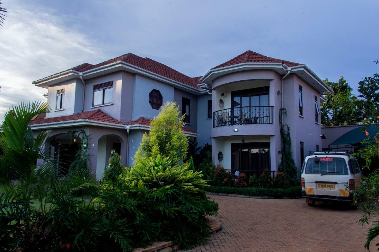 Akasu Bed And Breakfast Kampala Eksteriør bilde